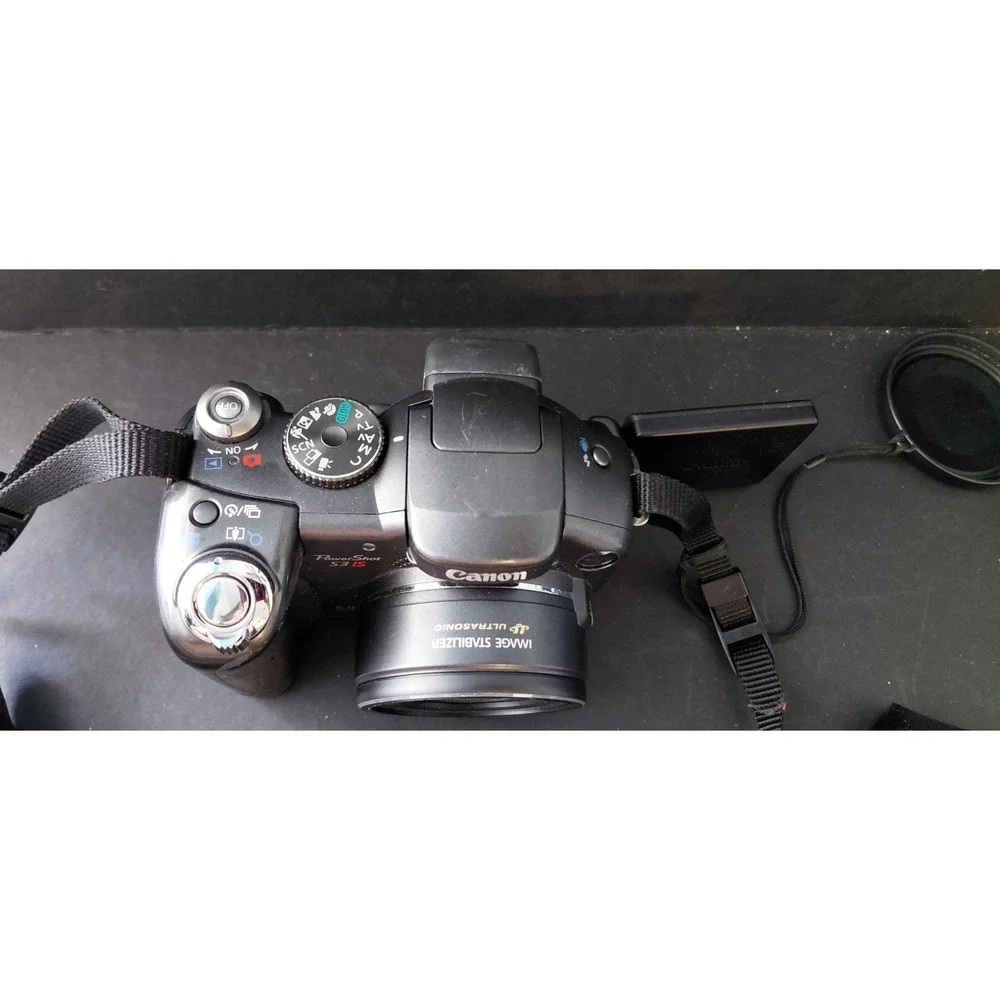 Vintage Collectible Canon PowerShot S3 6.0-megapx bridge digital Camera Photogra